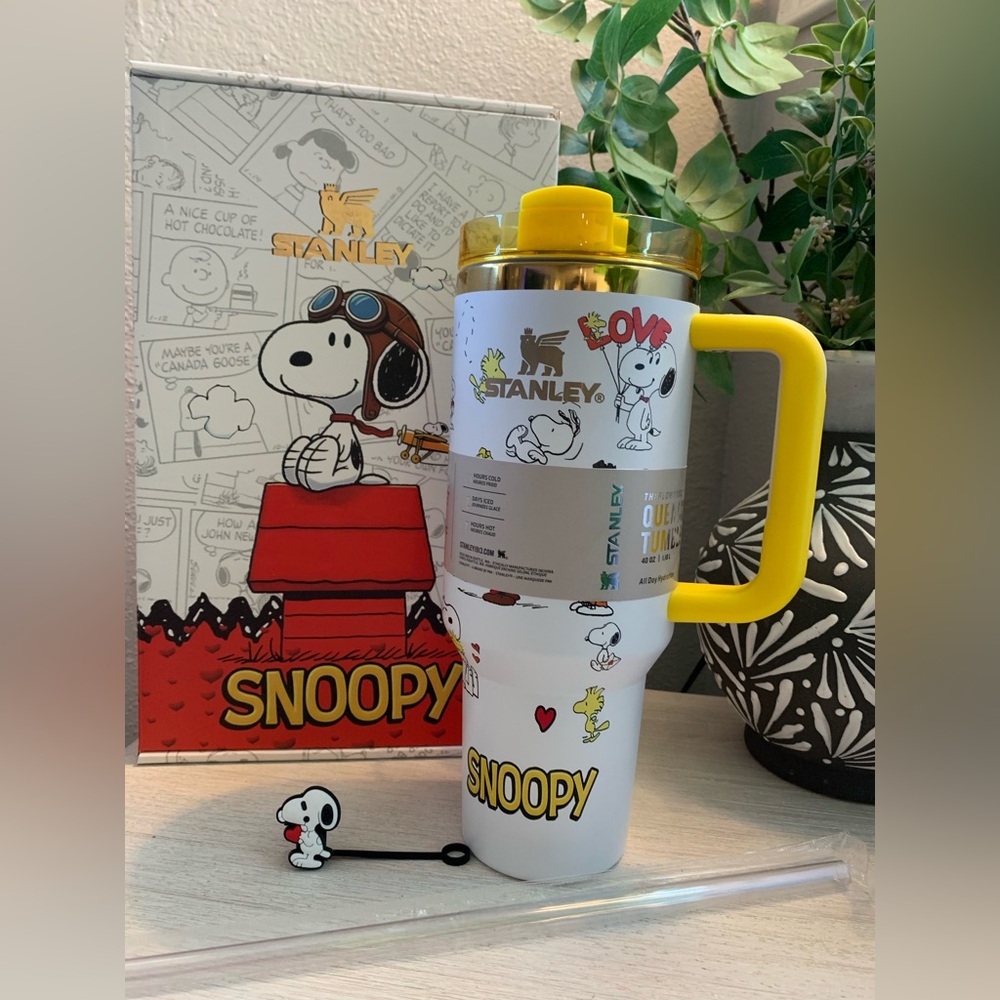 Snoopy 40oz Stanley tumbler